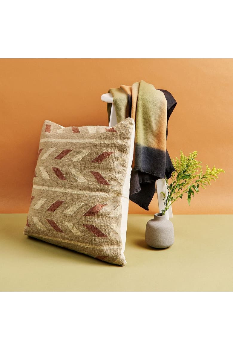 Ero Green Brown Geometric Pattern Hand-woven Jute Cotton Pillow - Cover Only, Alternate, color, Green/Brown