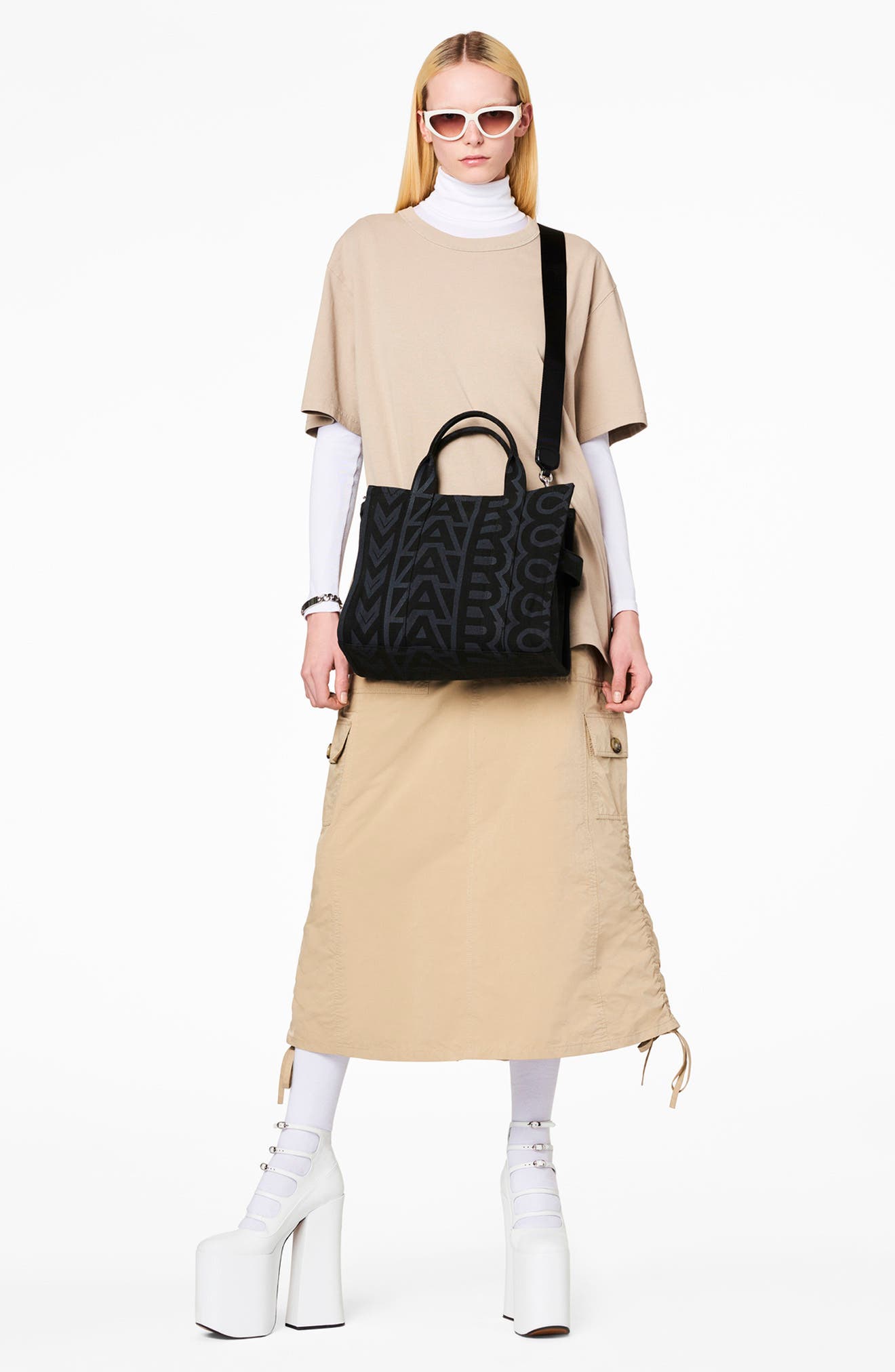 Marc Jacobs The Medium Monogram Tote Bag, Alternate, color, 