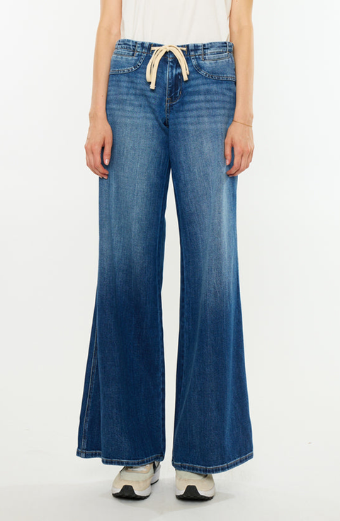 Pia Low Rise Ultra Wide Jeans