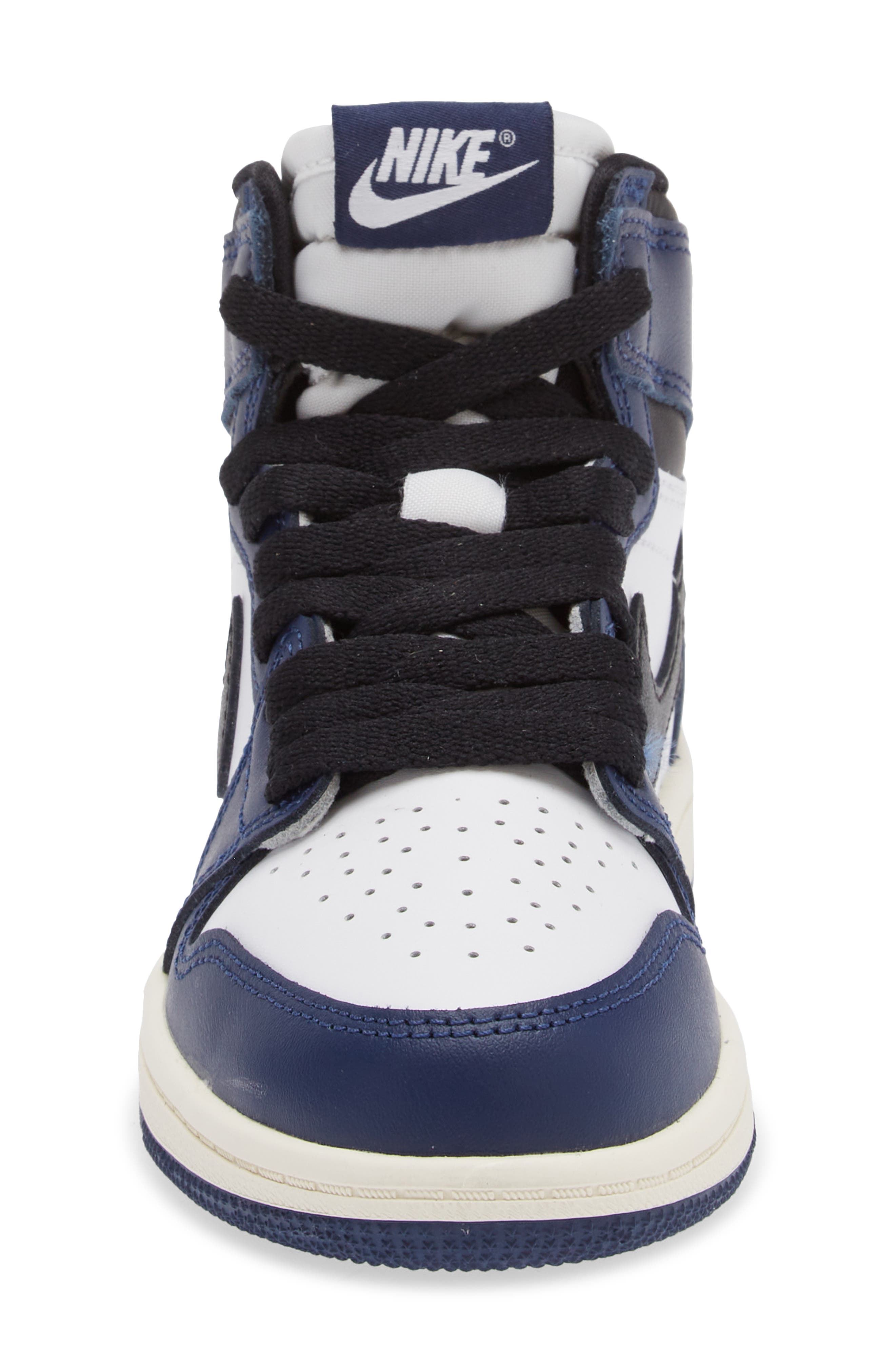 Jordan Kids' Air Jordan 1 Retro High OG Basketball Sneaker, Alternate, color, Navy/ Black/ White/ Sail