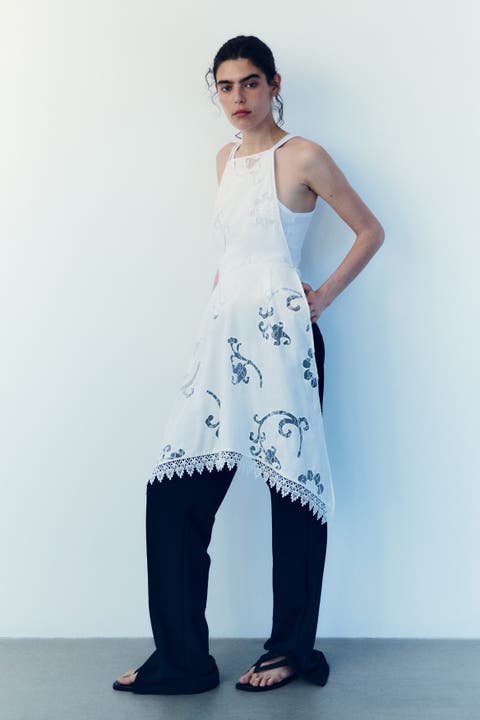 Cotton dress with eyelet embroidery