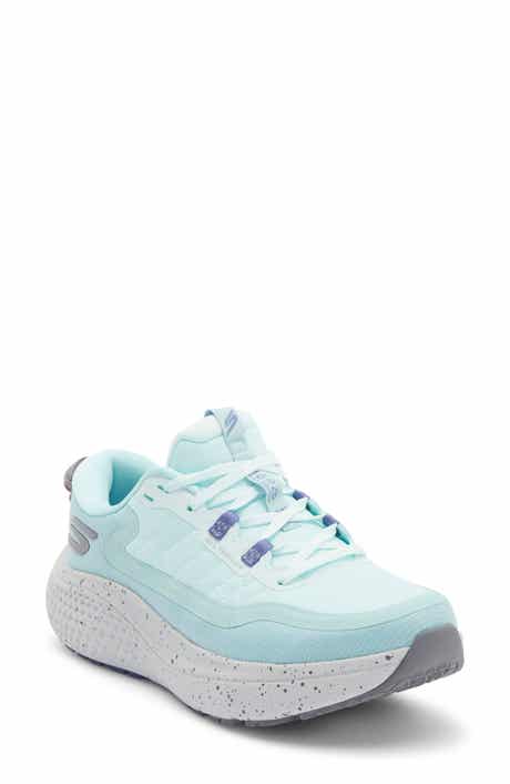 SKECHERS GO RUN Supersonic Max Running Shoe