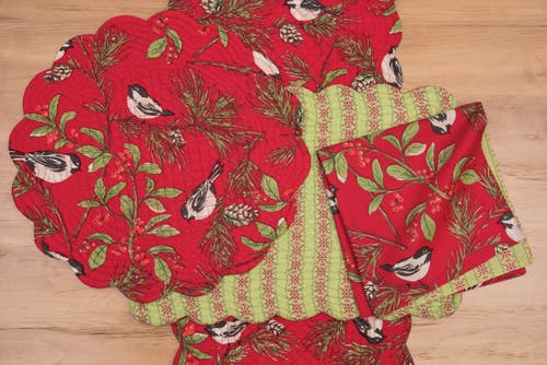 C & F Home C&f Home Chickadee Red Napkin Set Of 6 In Red
