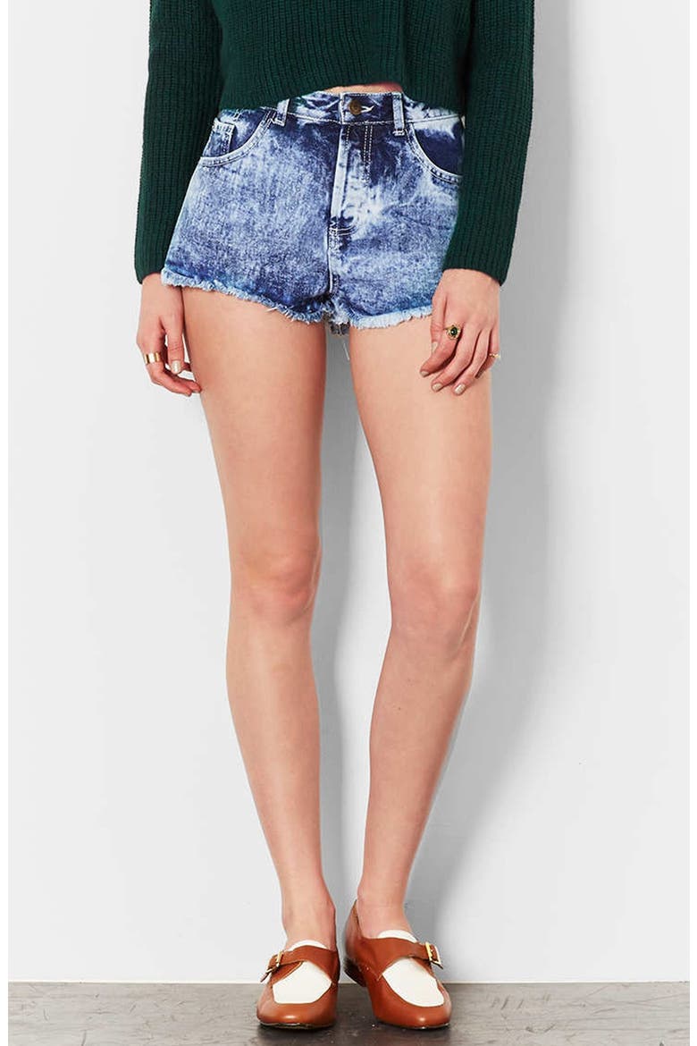 Moto 'Holly' Acid Wash Denim Shorts, Alternate, color, LIGHT DENIM