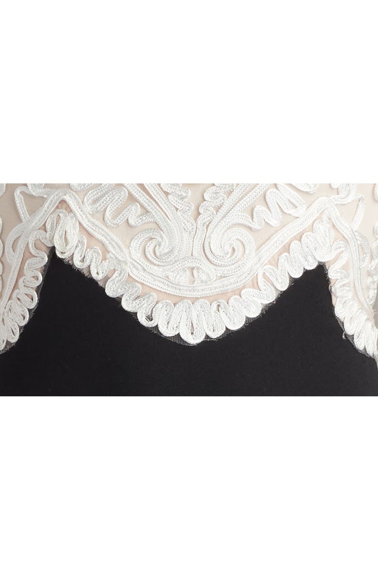 Tadashi Shoji Scroll Lace Long Sleeve Crepe Gown, Alternate, color, Ivory/ Black