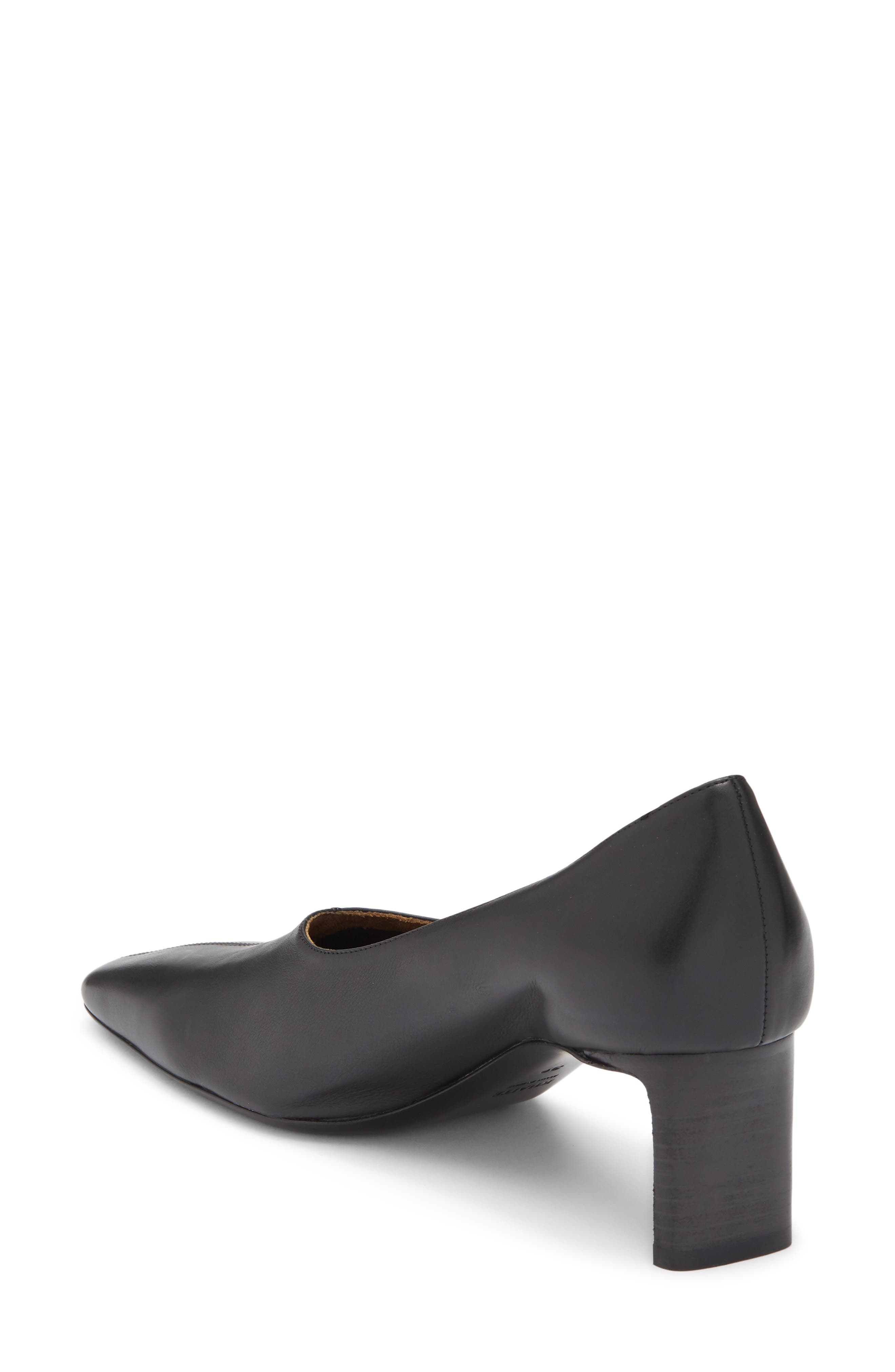 Khaite Cecilia Pump, Alternate, color, Black
