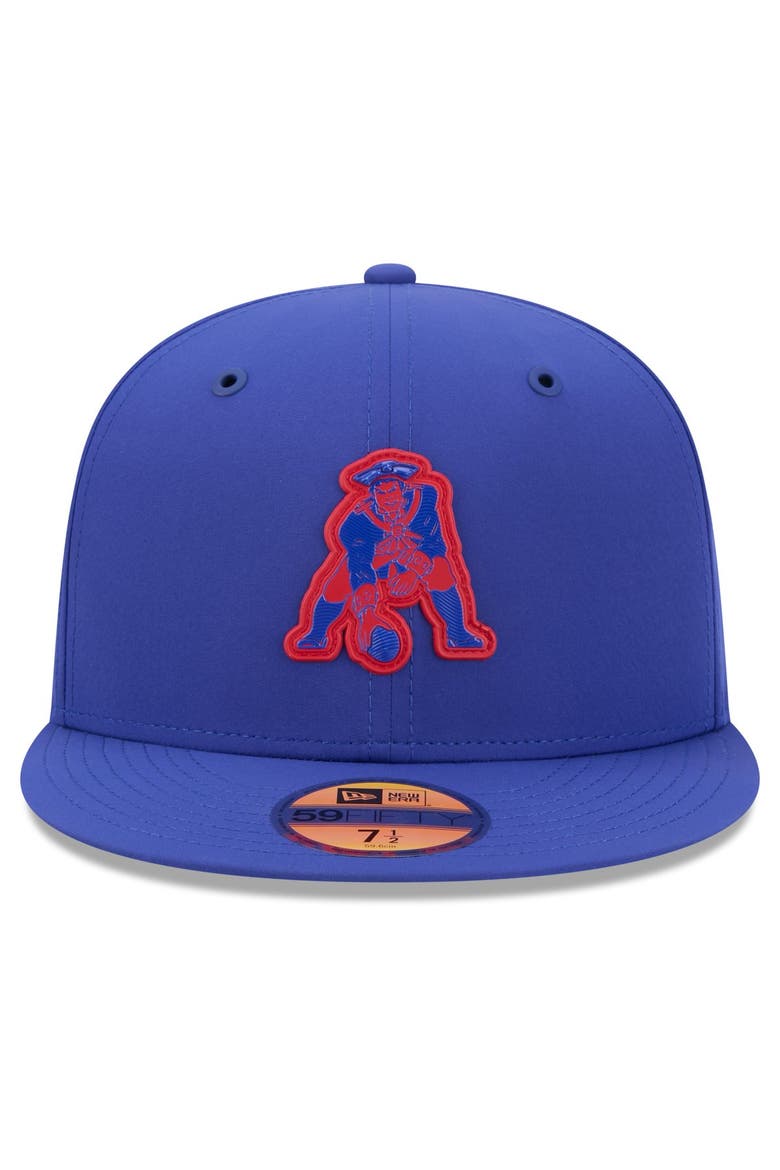 Men's New Era Royal New England Patriots 2026 Sideline Throwback 59FIFTY Fitted Hat, Alternate, color, Royal