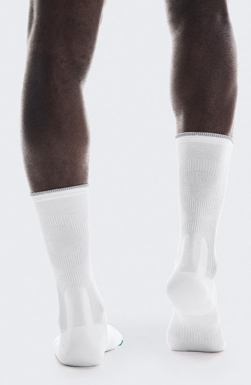 On Elite Run Crew Socks In White