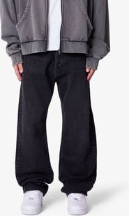 mnml Ultra Baggy Jeans
