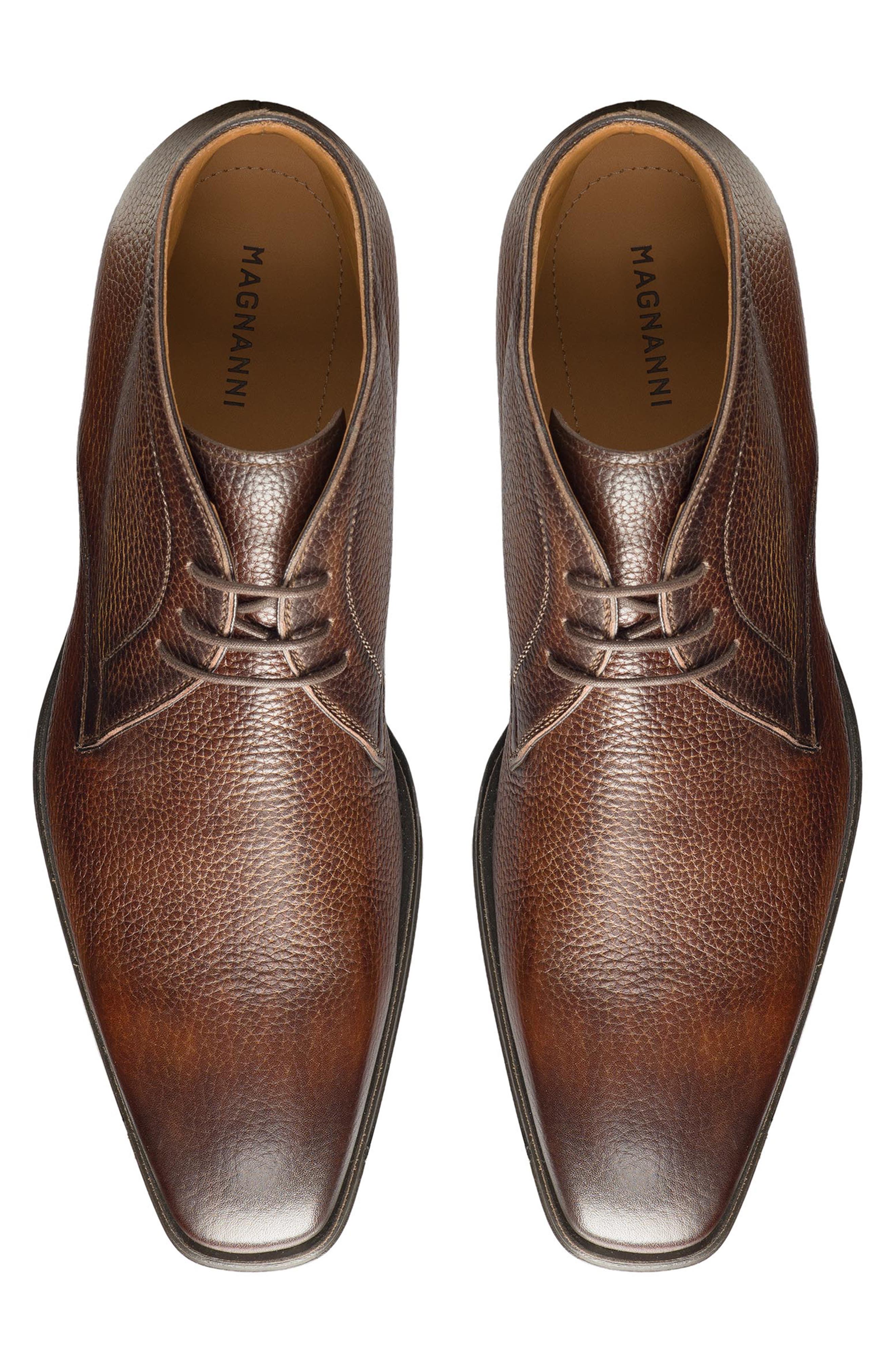 Magnanni Maren Chukka Boot, Alternate, color, 