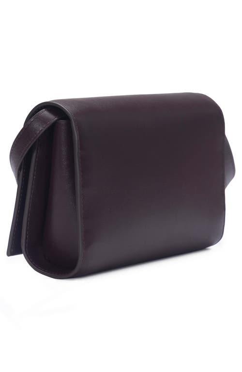 Vince Leather Crossbody Wallet In Black