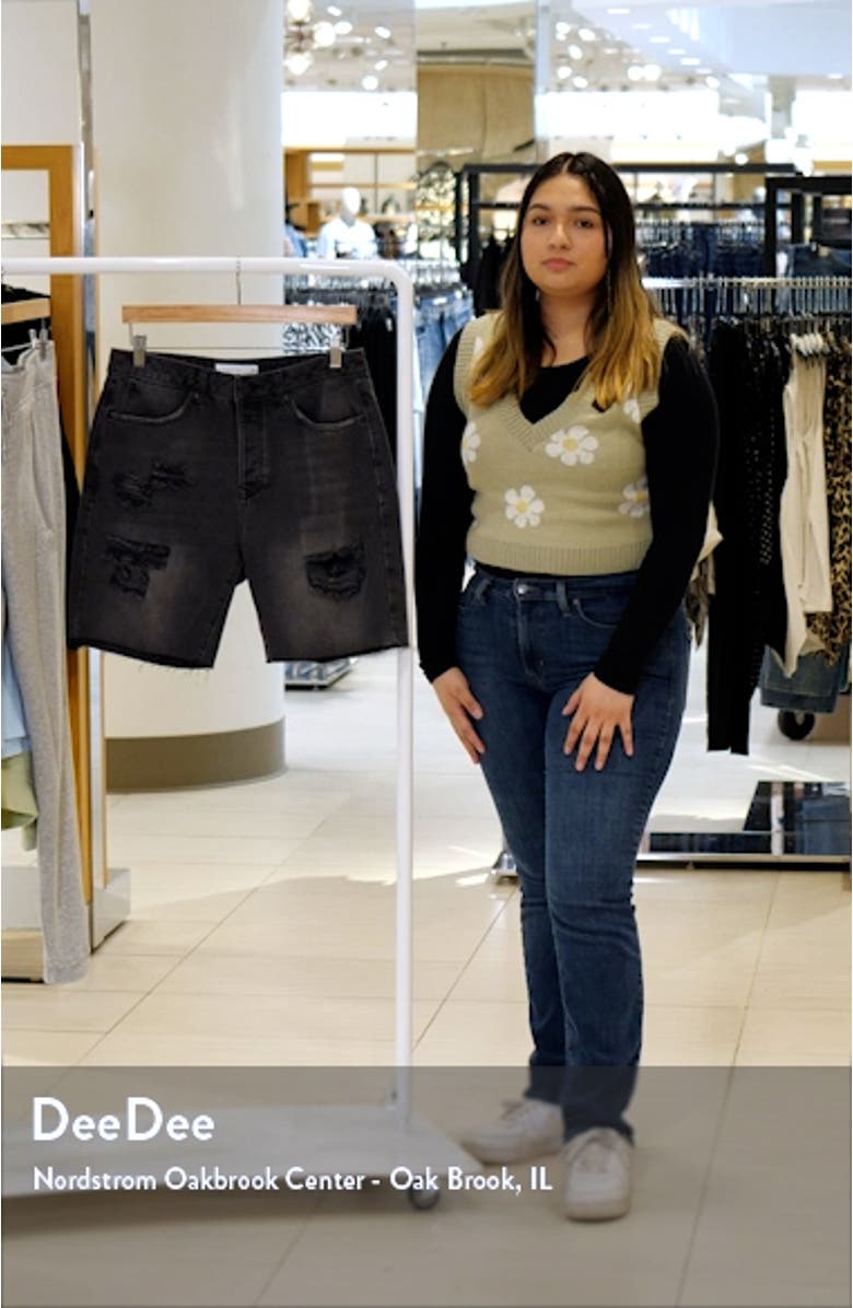 Men's Slim Fit Ripped Denim Shorts, sales video thumbnail