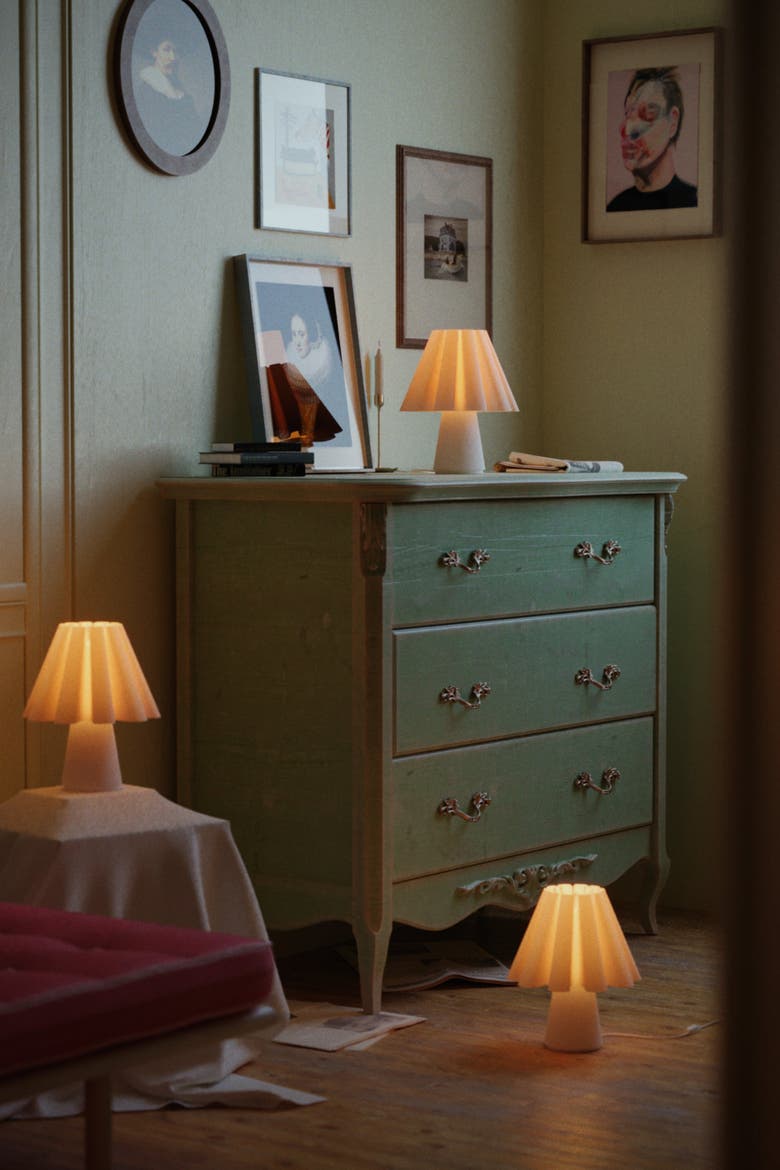 Ruff Lamp, Alternate, color, Eggshell
