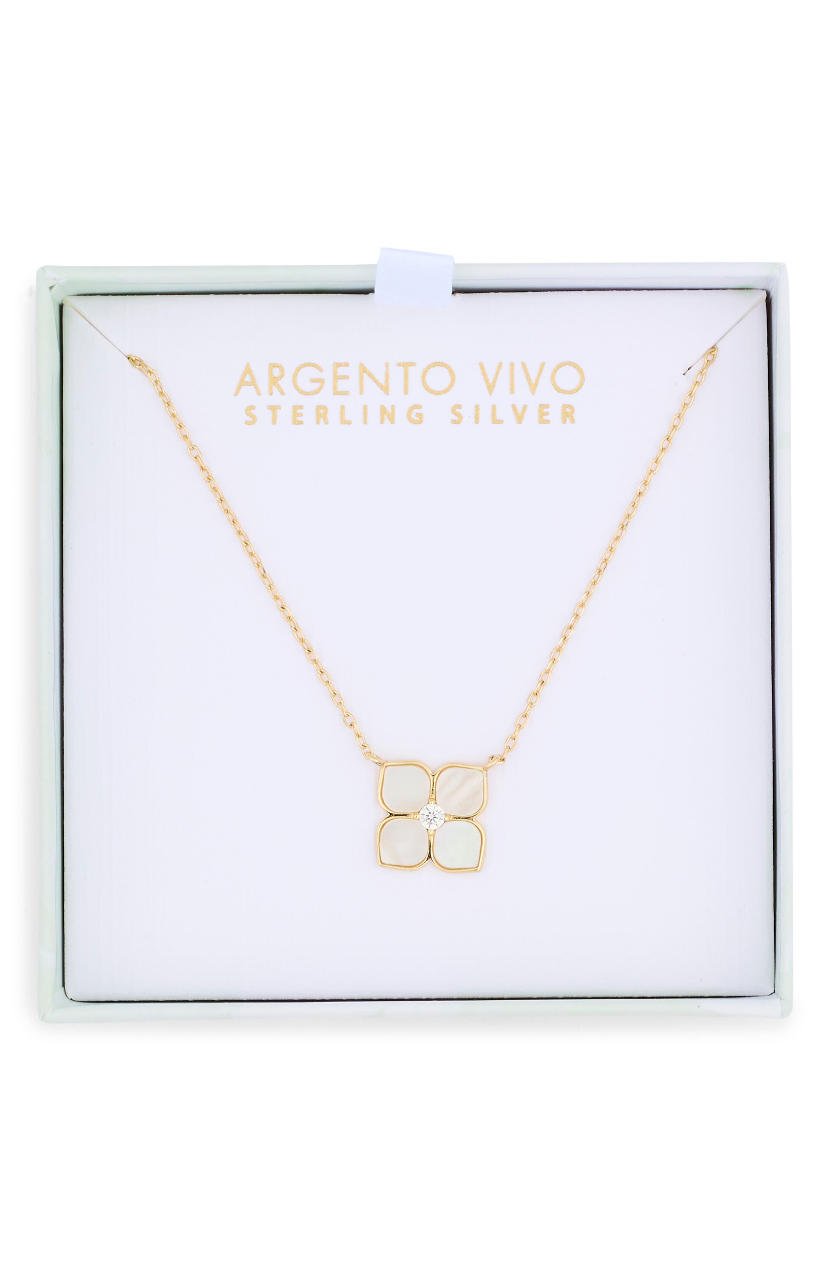 Argento Vivo Sterling Silver Mother of Pearl Flower Pendant Necklace