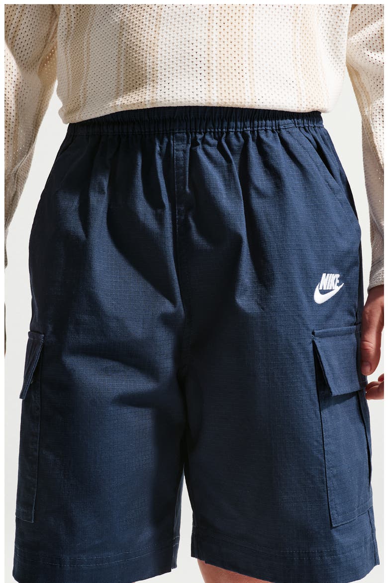 Kids' Sportswear Club Woven Cargo Shorts, Alternate, color, MIDNIGHT NAVY/ WHITE