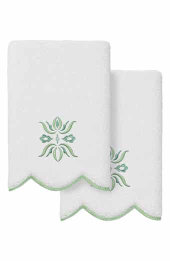 Flower Crest Scalloped Set of 2 Washcloths