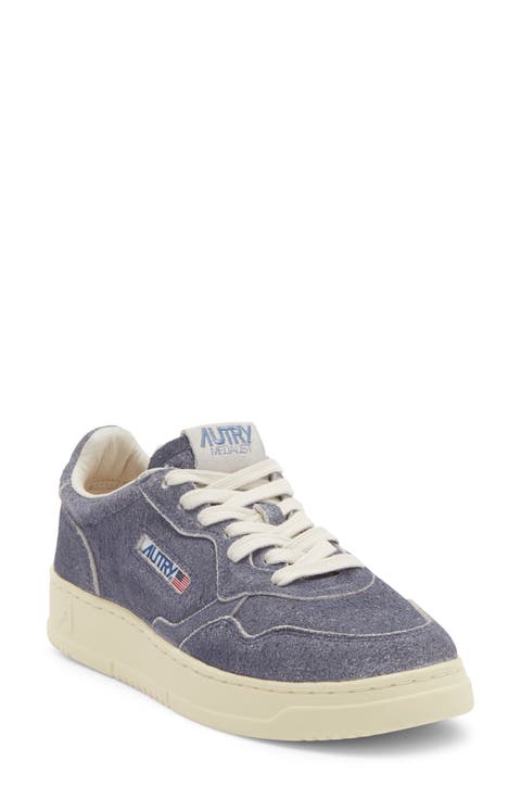 Medalist Low Sneaker