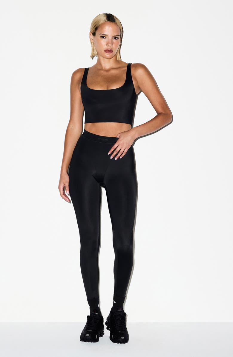 NikeSKIMS Shine Scoop Neck Bra, Alternate, color, Obsidian