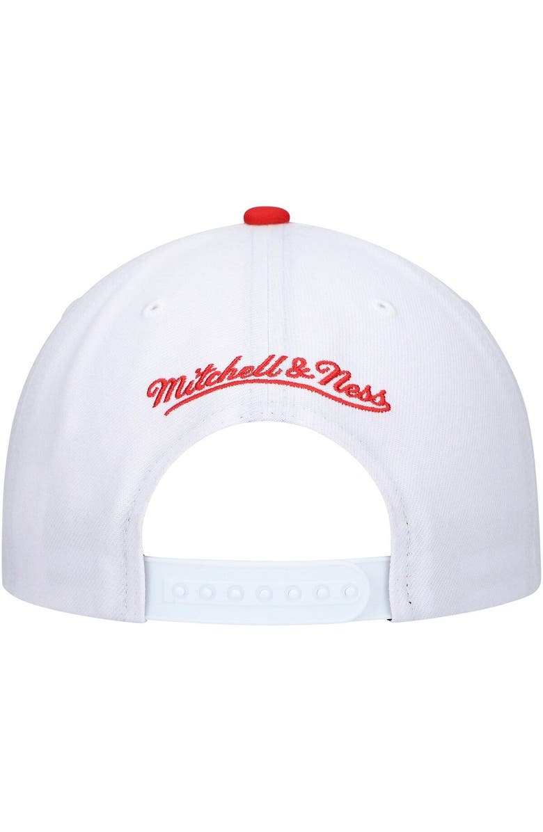 Mitchell & Ness Men's Mitchell & Ness White/Red Chicago Bulls Hardwood Classics Core 2-Tone 2.0 Pro Snapback Hat, Alternate, color, White
