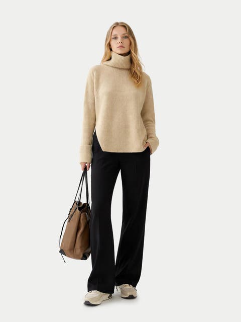 Cashmere Sweater with Detachable Collar