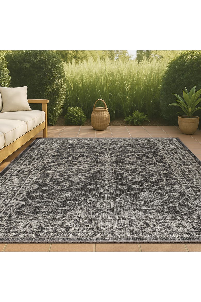 Palazzo Vine and Border Textured Weave Indoor/Outdoor Rug, Alternate, color, Black/Gray