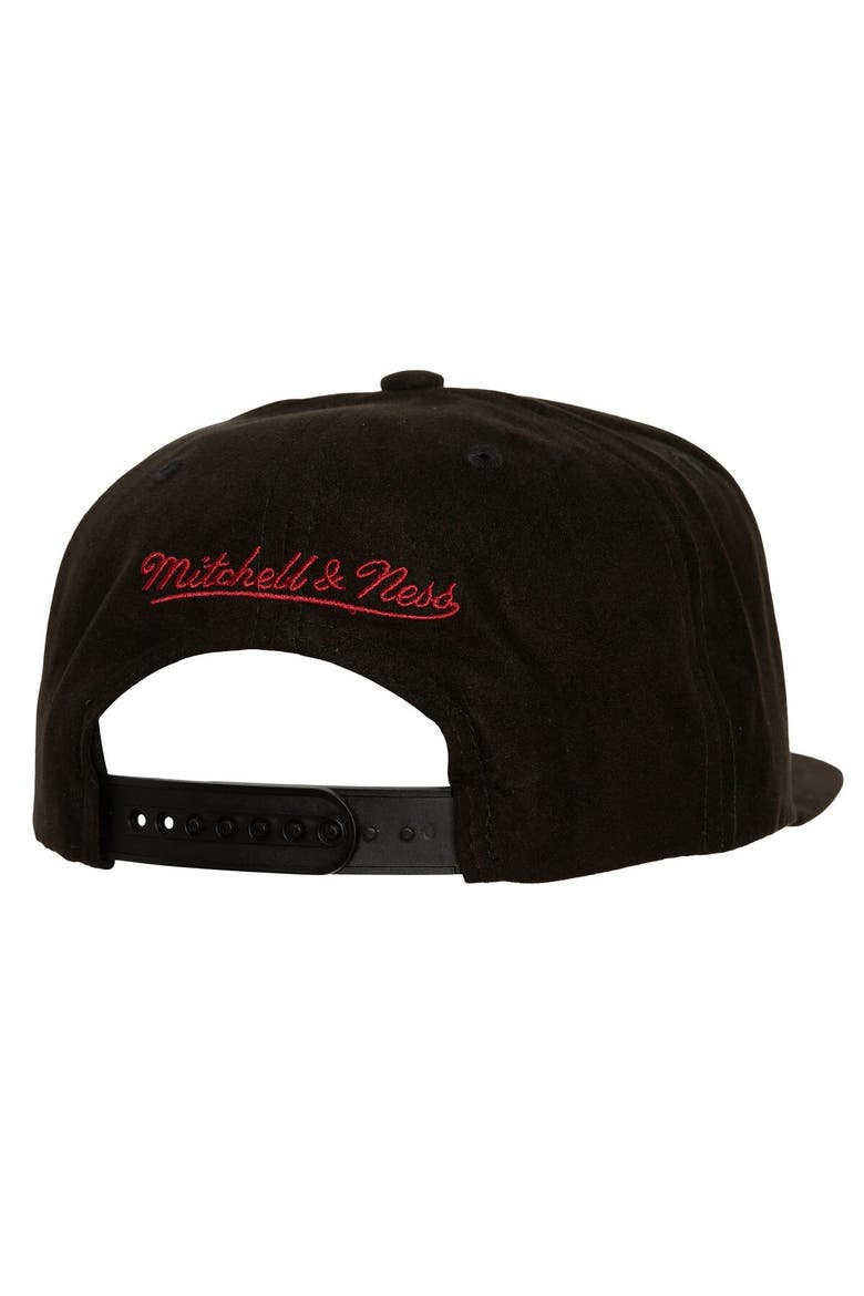 Men's Mitchell & Ness Black Miami Heat Sweet Suede Snapback Hat, Alternate, color, Black