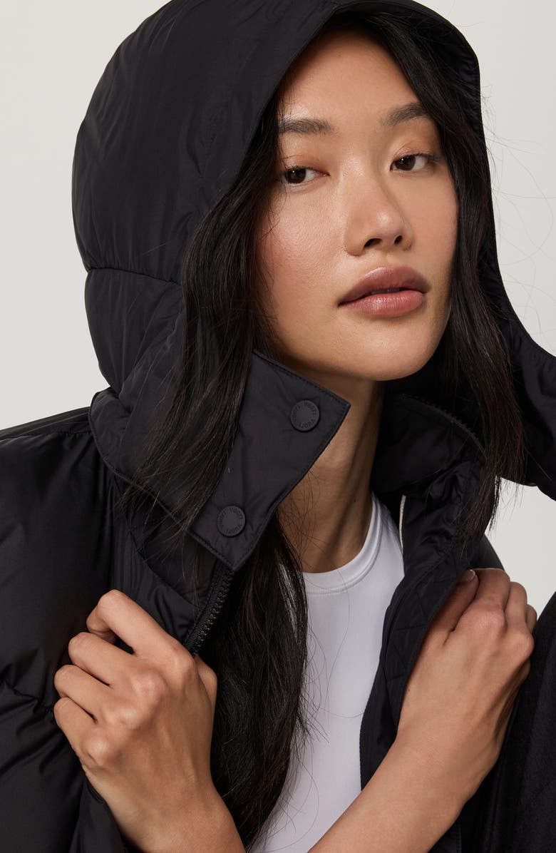 Vuori Alta 650 Fill Power Down Jacket, Alternate, color, Black