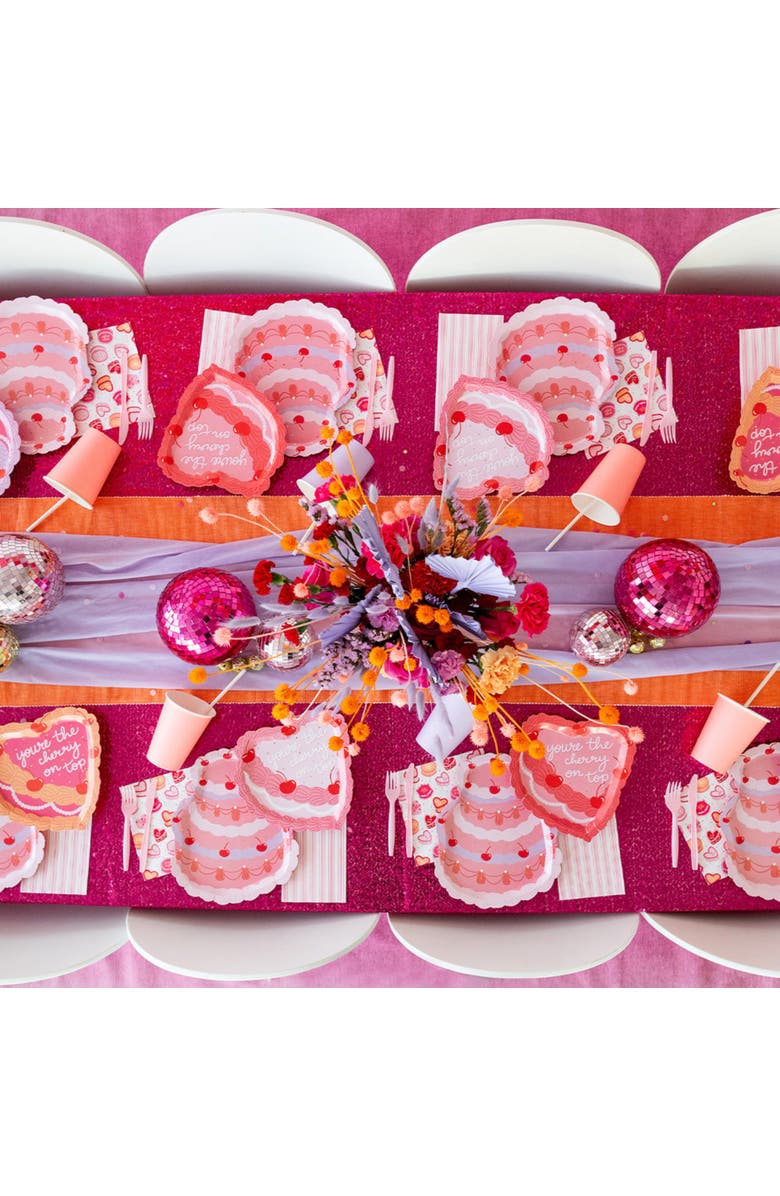 Jollity & Co. Valentine's Day Dinner Cake Plates, Alternate, color, Assorted Pre-Pack