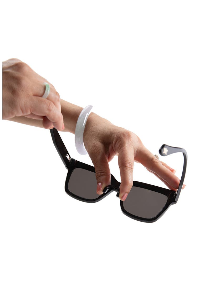 Hana 55mm ContourBridge™ Wide Width Polarized Square Sunglasses, Alternate, color, BLACK LAVA / GRAY LENSES