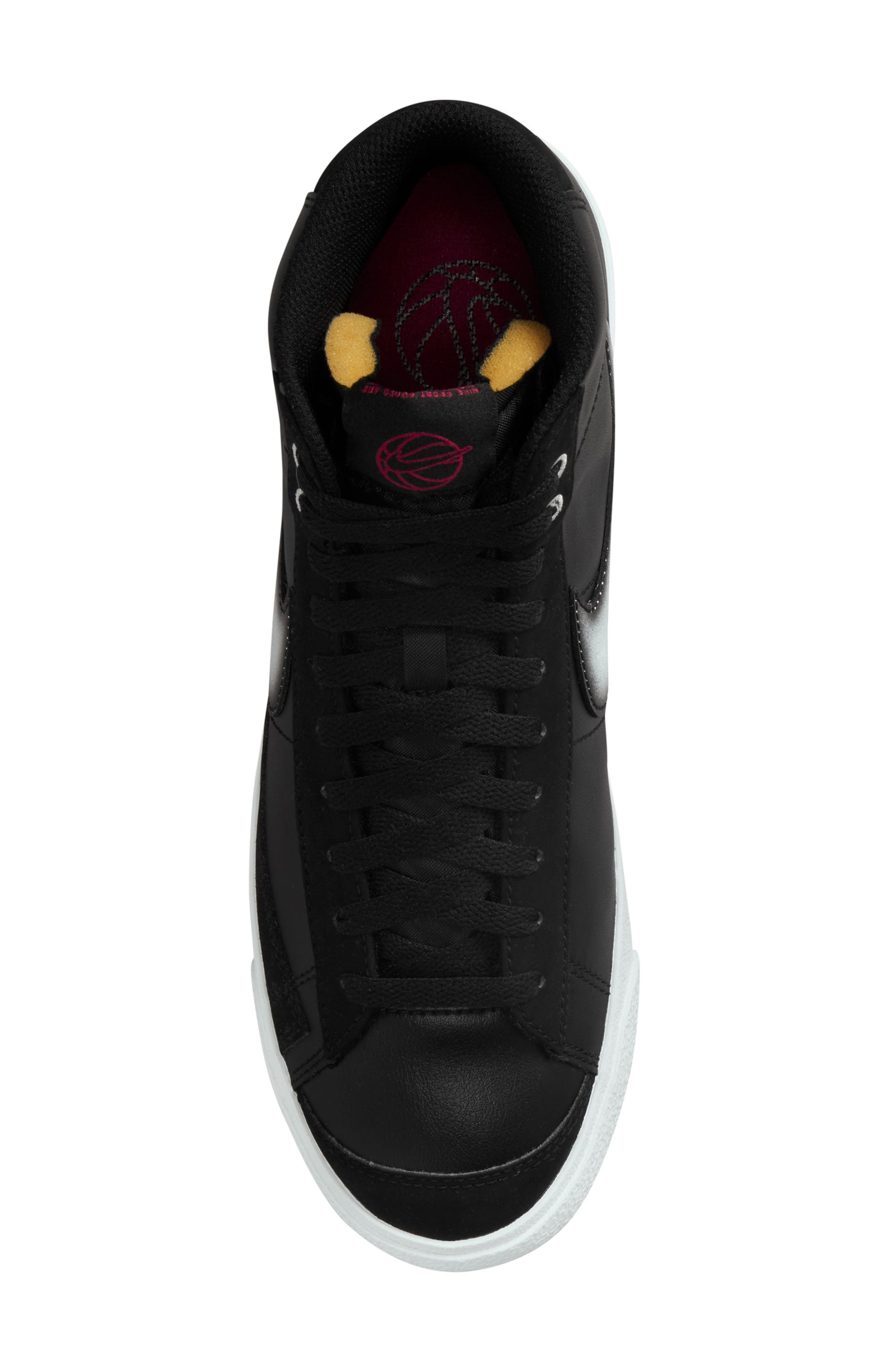 Nike Blazer Mid '77 Vintage Sneaker, Alternate, color, 