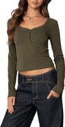 EDIKTED Leah V-Neck Crop Henley Top