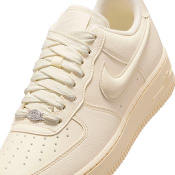 Air Force 1 '07 Basketball Sneaker