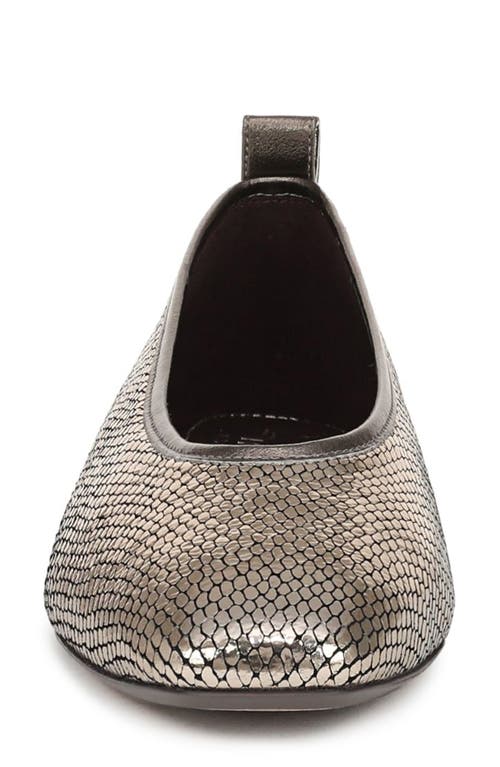 27 Edit Naturalizer Carla Flat In Gray