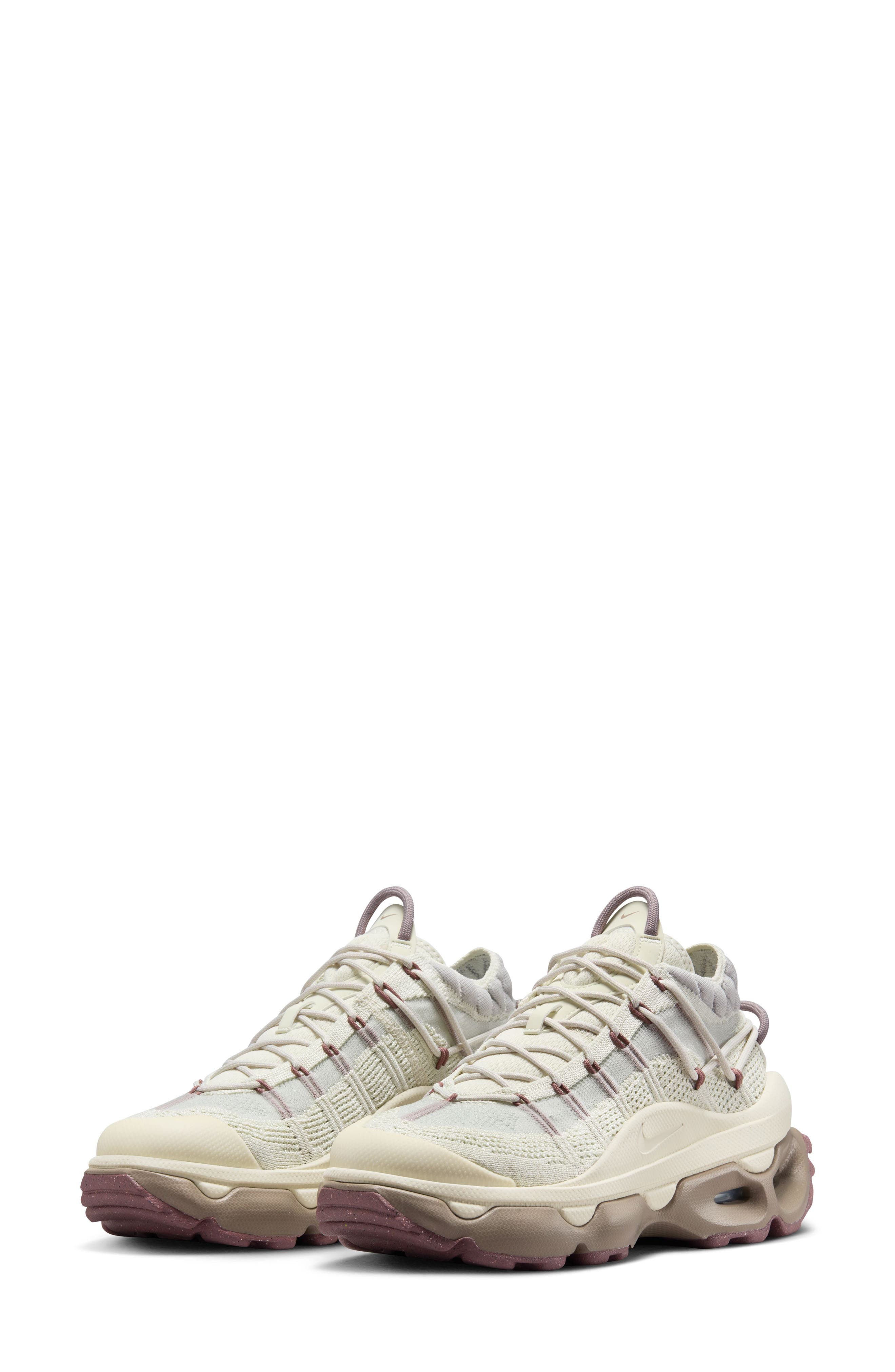 Air Max Flyknit Venture Sneaker (Women) | Nordstrom