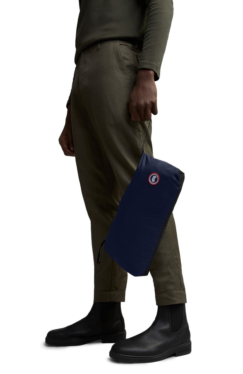 Canada Goose Lodge Packable 750 Fill Power Down Jacket, Alternate, color, Atlantic Navy