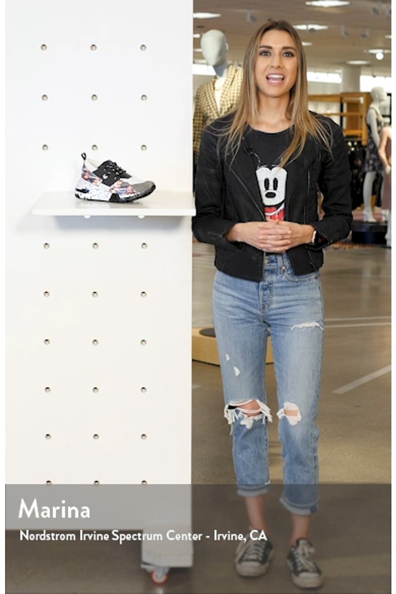 Cliff Sneaker video