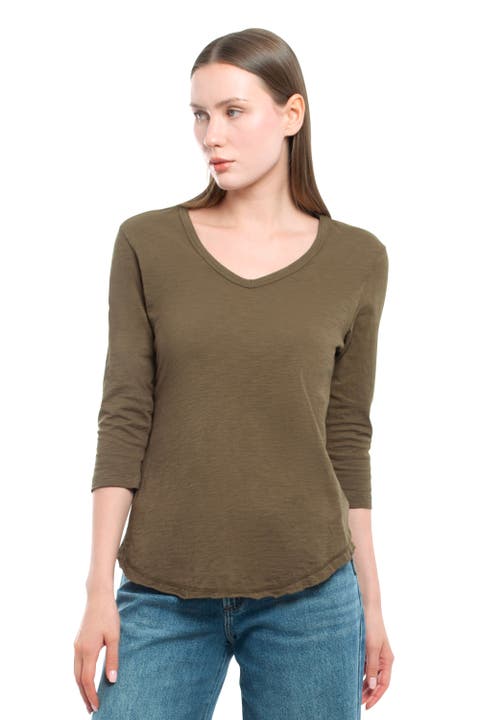 3/4 Sleeve V-Neck Shirttail Tee With Raw Hem Top