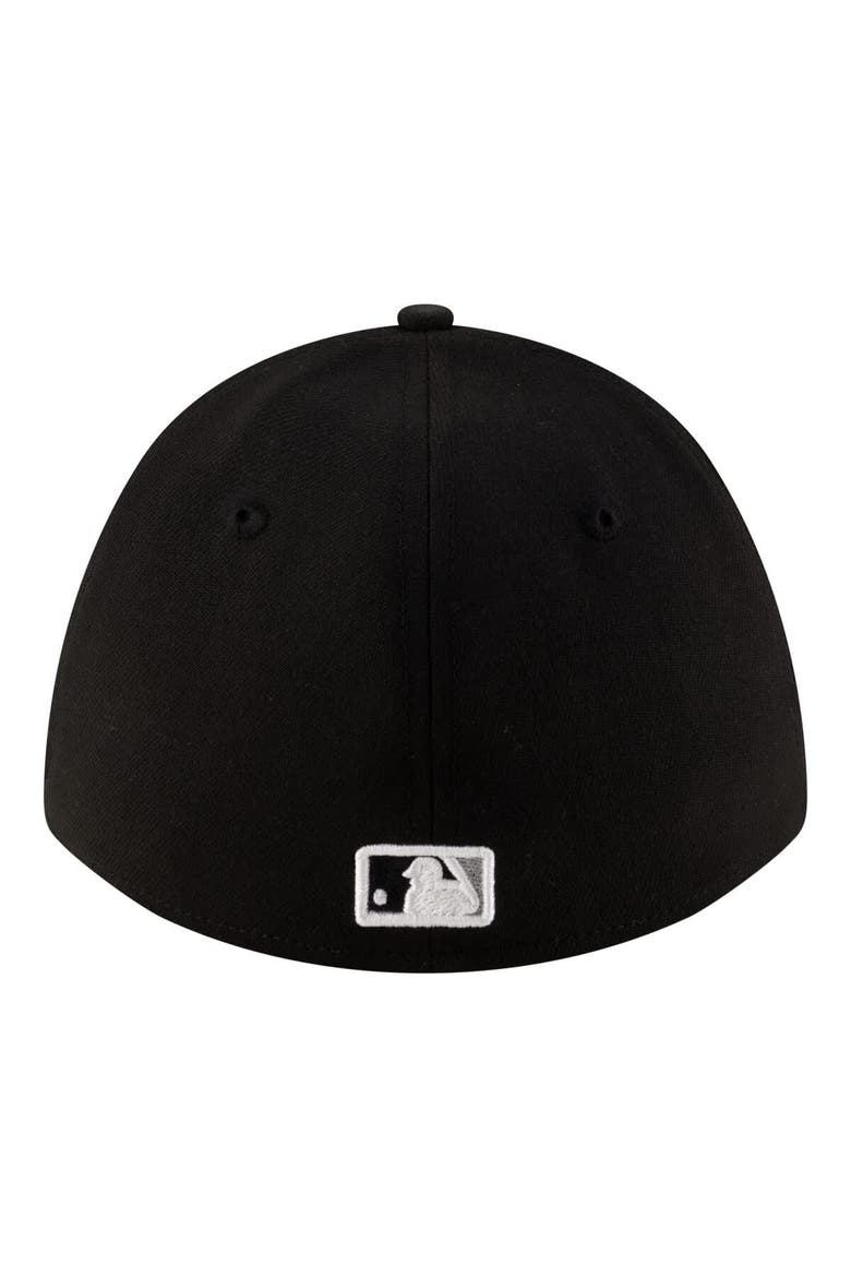 Men's New Era  Black Chicago White Sox Player Replica 39THIRTY M-Crown Flex Hat, Alternate, color, Black