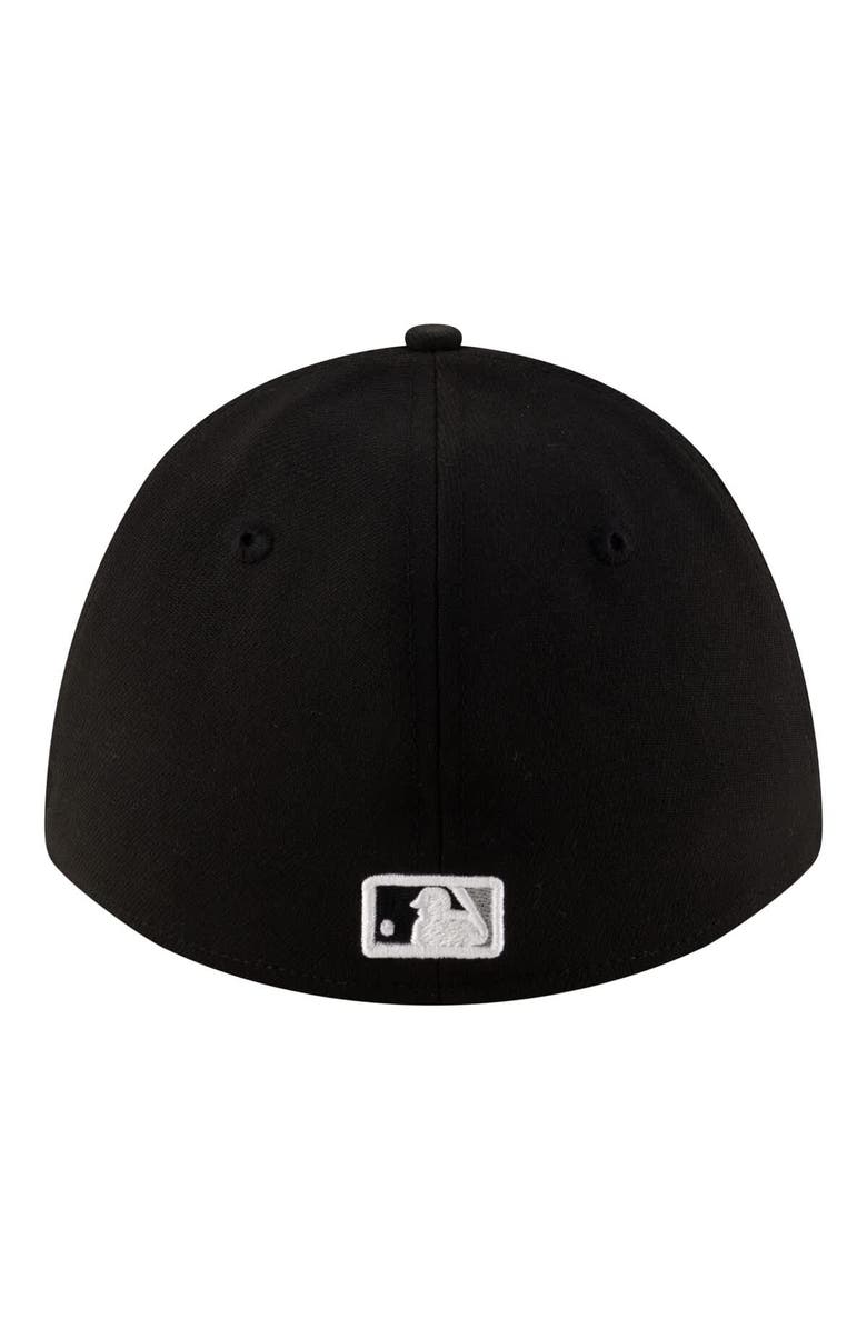 New Era Men's New Era  Black Chicago White Sox Player Replica 39THIRTY M-Crown Flex Hat, Alternate, color, Black