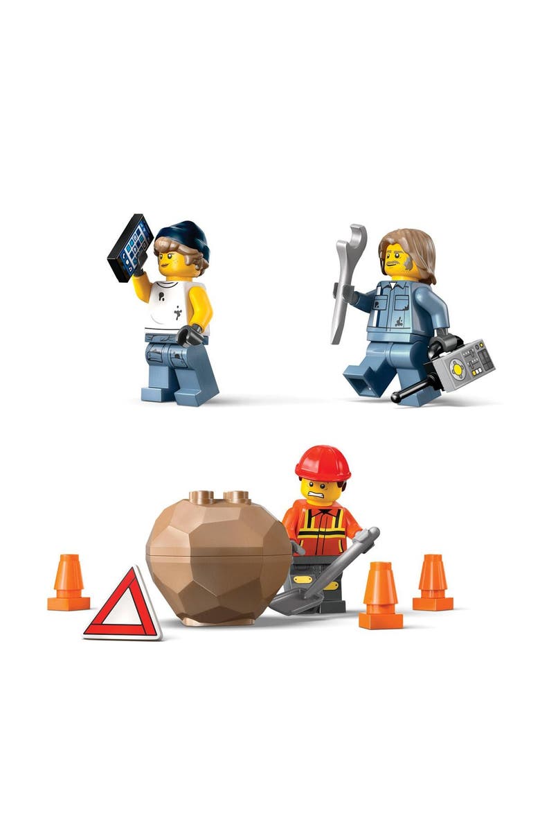 LEGO <sup>®</sup> City Heavy-Duty Recovery Tow Truck with Crane - 60467, Alternate, color, Multicolored