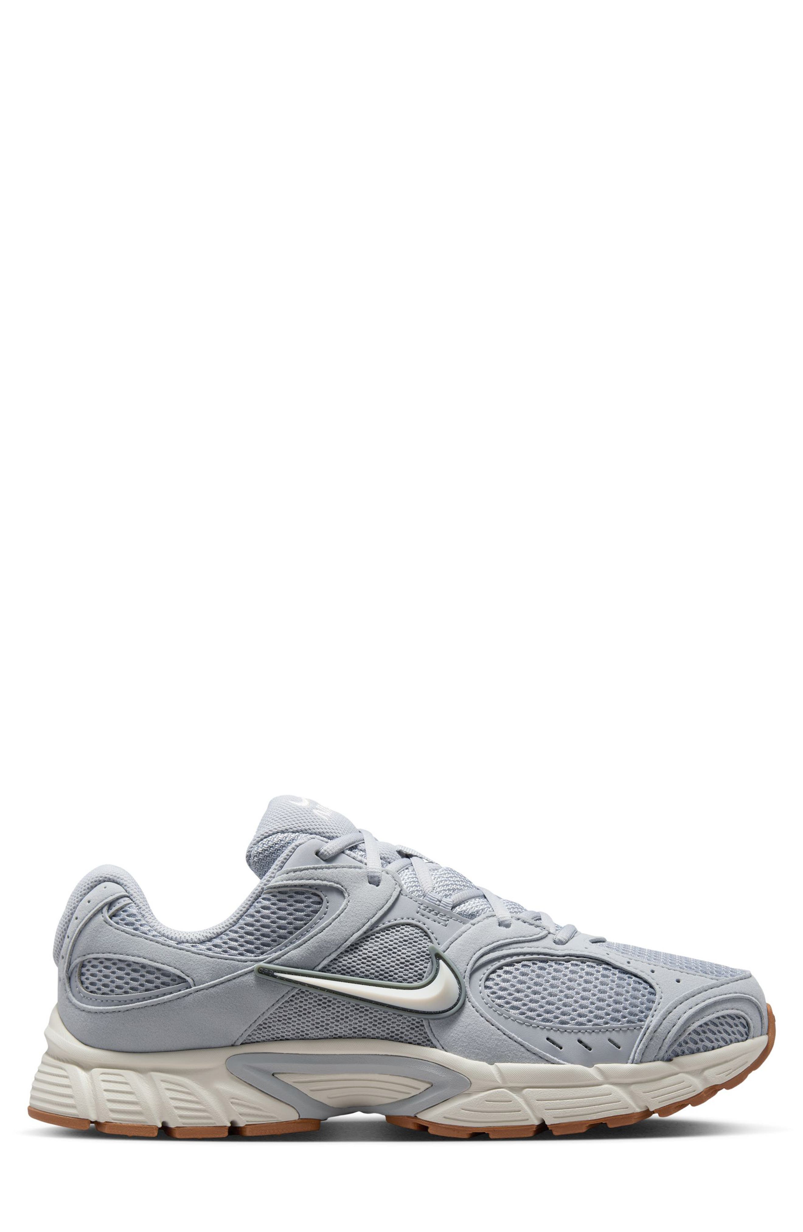 Nike V5 Runner Sneaker, Alternate, color, Wolf Grey/ Phantom