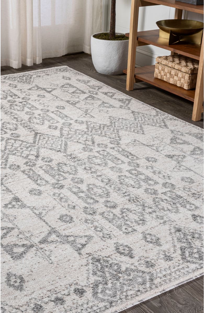 JONATHAN Y Idris Diamond Geometric Area Rug, Alternate, color, Gray/Beige