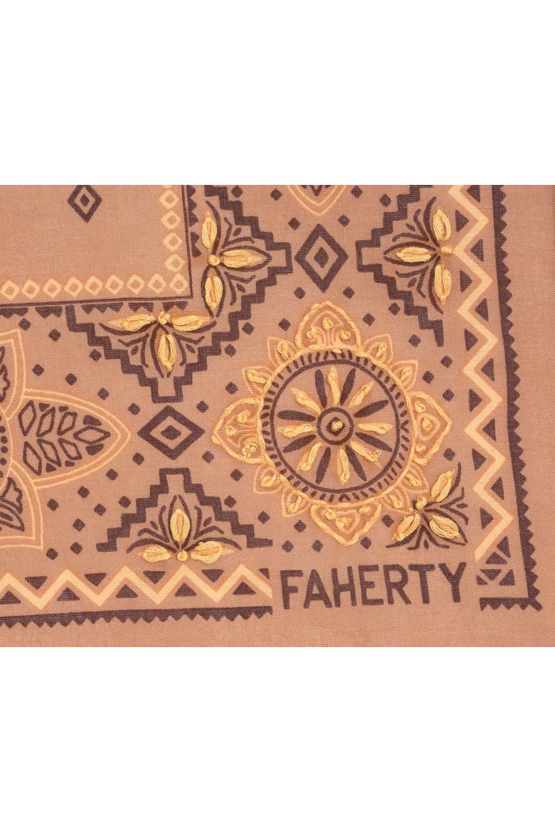 Star Geo Bandana, Alternate, color, Camel