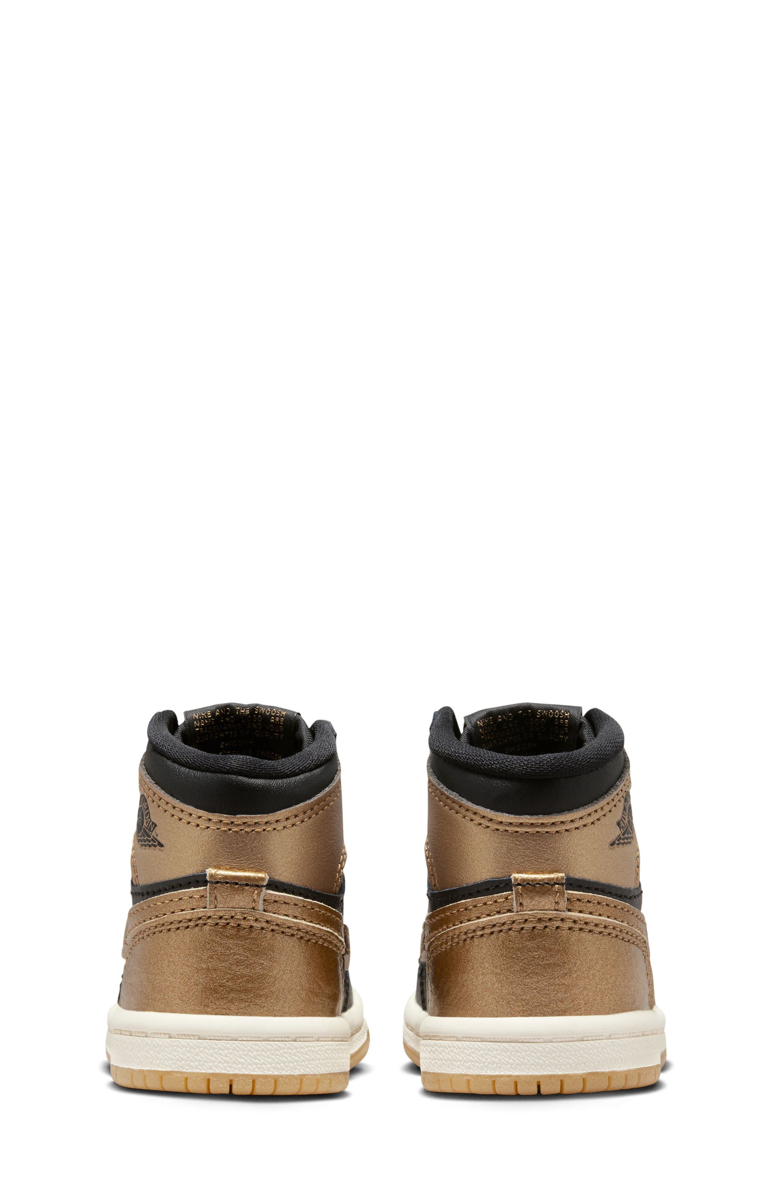 Jordan Kids' Air Jordan 1 Retro High OG Basketball Sneaker, Alternate, color, Black/ Metallic Gold/ Sail