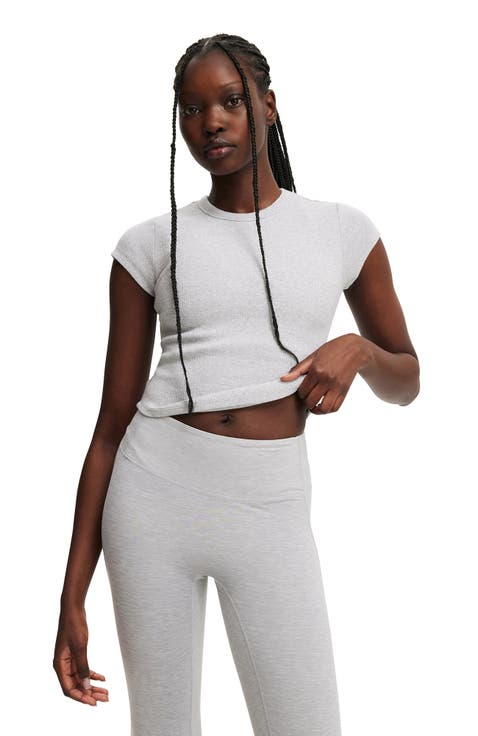 Women
s Active Curved Hem Baby Tee