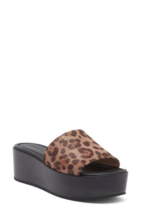 Lizzie Platform Wedge Sandal (Women)