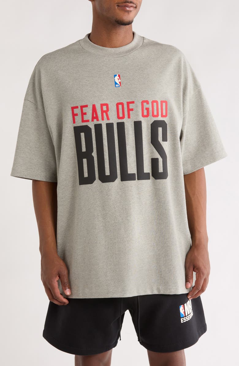 Fear of God Essentials NBA Bulls '90s Fit Cotton Graphic T-Shirt, Main, color, Concrete Heather