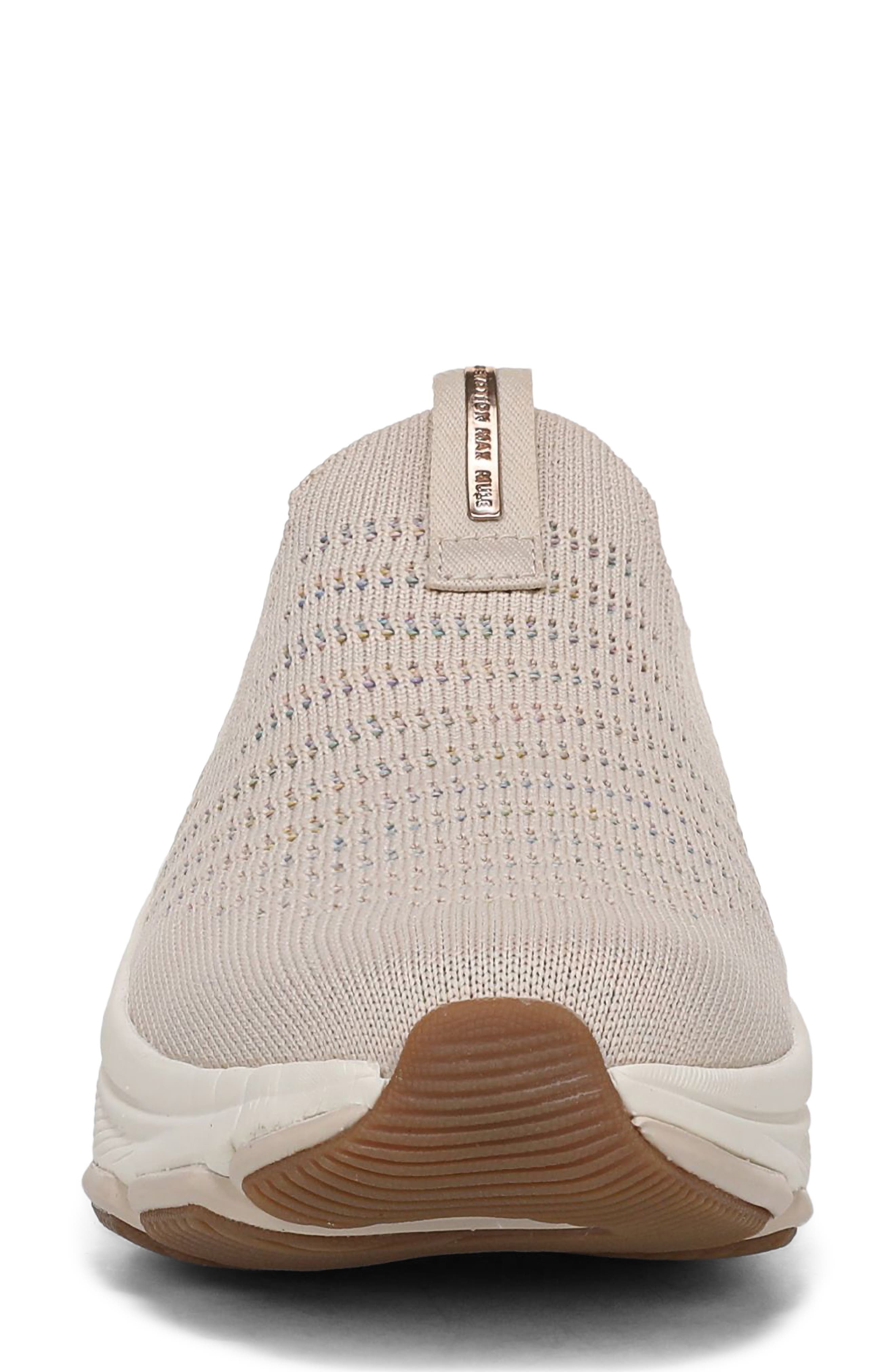 Devotion X Max 2 Walking Sneaker, Alternate, color, TAPIOCA BEIGE