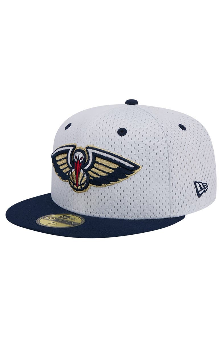 New Era Men's New Era White/Navy New Orleans Pelicans Throwback 2Tone 59FIFTY Fitted Hat, Alternate, color, White