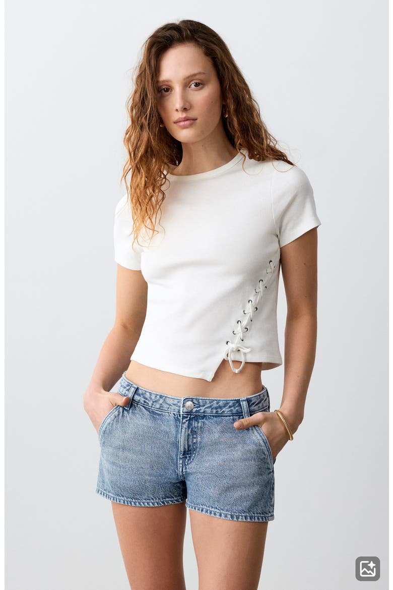 Relaxed Low Rise Denim Shorts, Alternate, color, MEDIUM VINTAGE BLUE